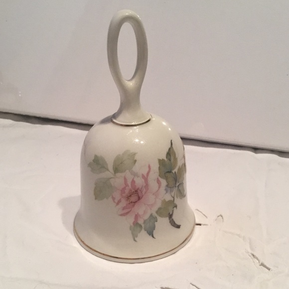 Vintage Decorative Sadler Bell - Pink Roses w/Gold Trim - Made in England - Picture 4 of 4